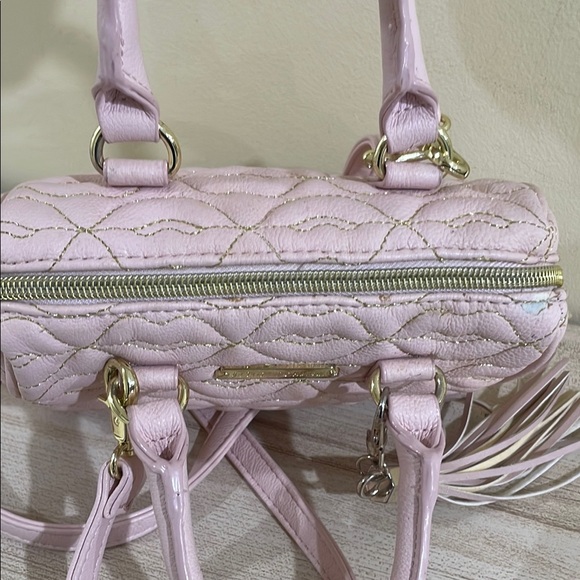 Betsey Johnson Pink Quilted crossbody small Bag with Tassel - Picture 9 of 9